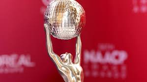 CoolFMPH's tweet image. #GameTime 
Who won the Award for the "Best Male Actor in a leading role" in the just concluded NAACP Awards, what movie was it for and also, who presented the award to him❓👀 

Answer correctly to stand a chance to win a shawarma or two😉Courtesy Shawarma Boss🫔