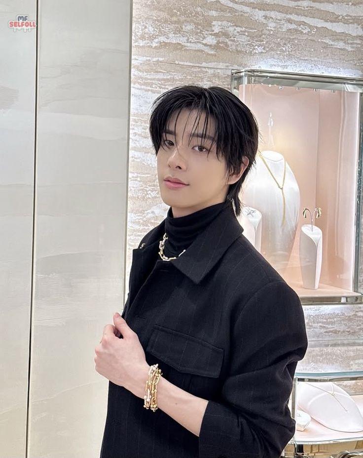 SELFOL ONLY! tweet media