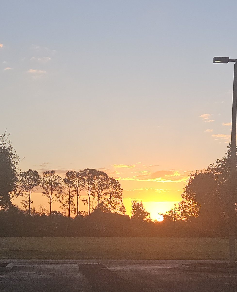 TinxoKeef tweet media