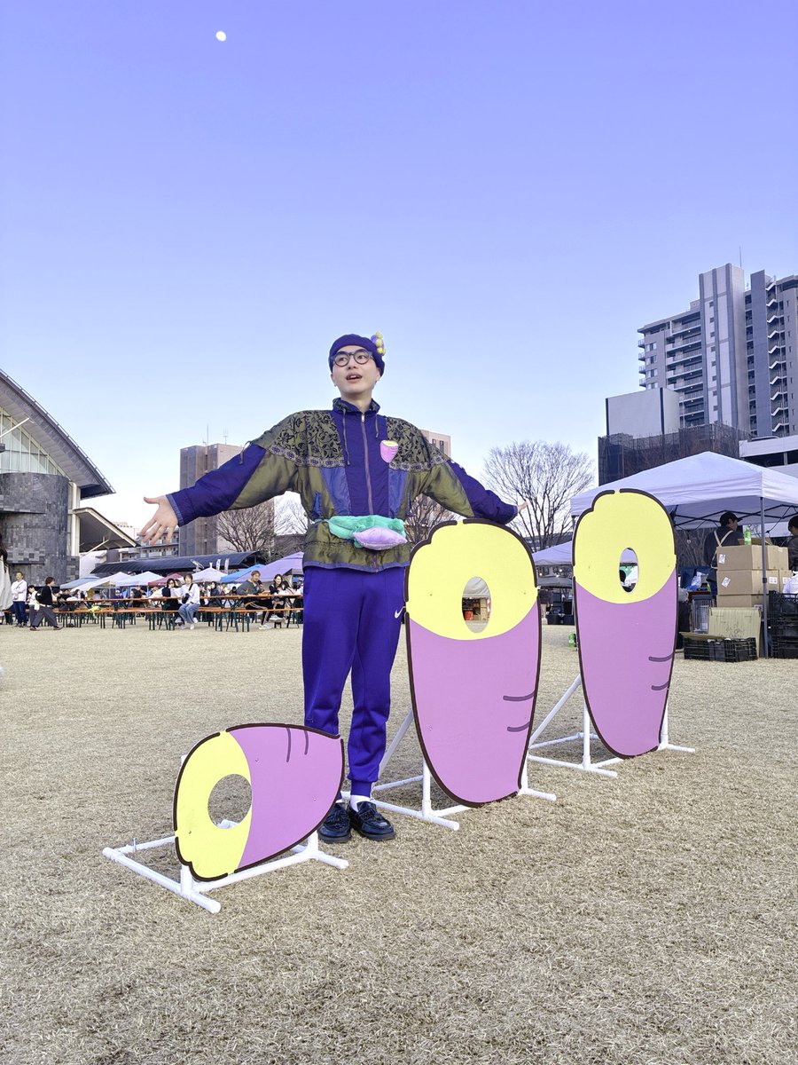 めろん・めろん tweet media