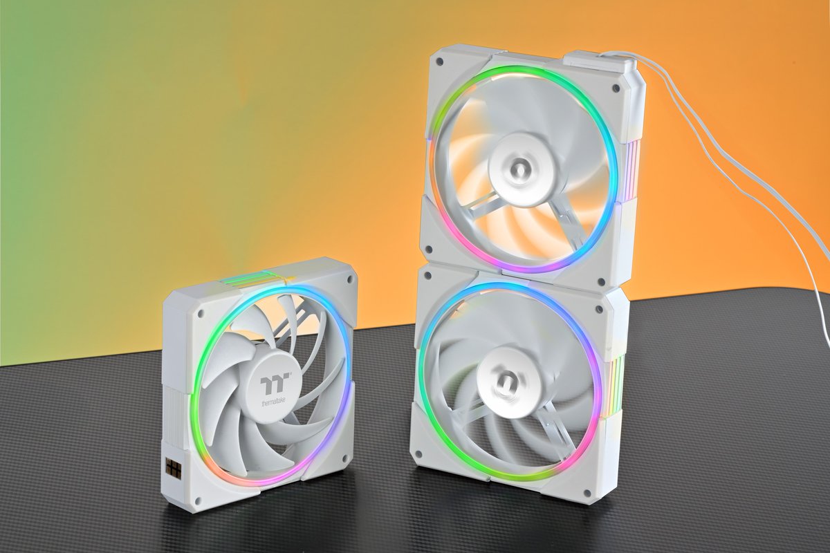 Thermaltake_UK_'s tweet photo. The TS EX RGB Fan showcases a striking linear lighting design that delivers clean, flowing RGB effects from every angle.
🎁 Learn more: https://t.co/gjY6g7xM3C
#Thermaltake #TSEXFan #IndividualTemperatureSensing #TemperatureSensor #FanSpeedControl #MagneticConnection #MagForce2 https://t.co/0JuLYiITfX