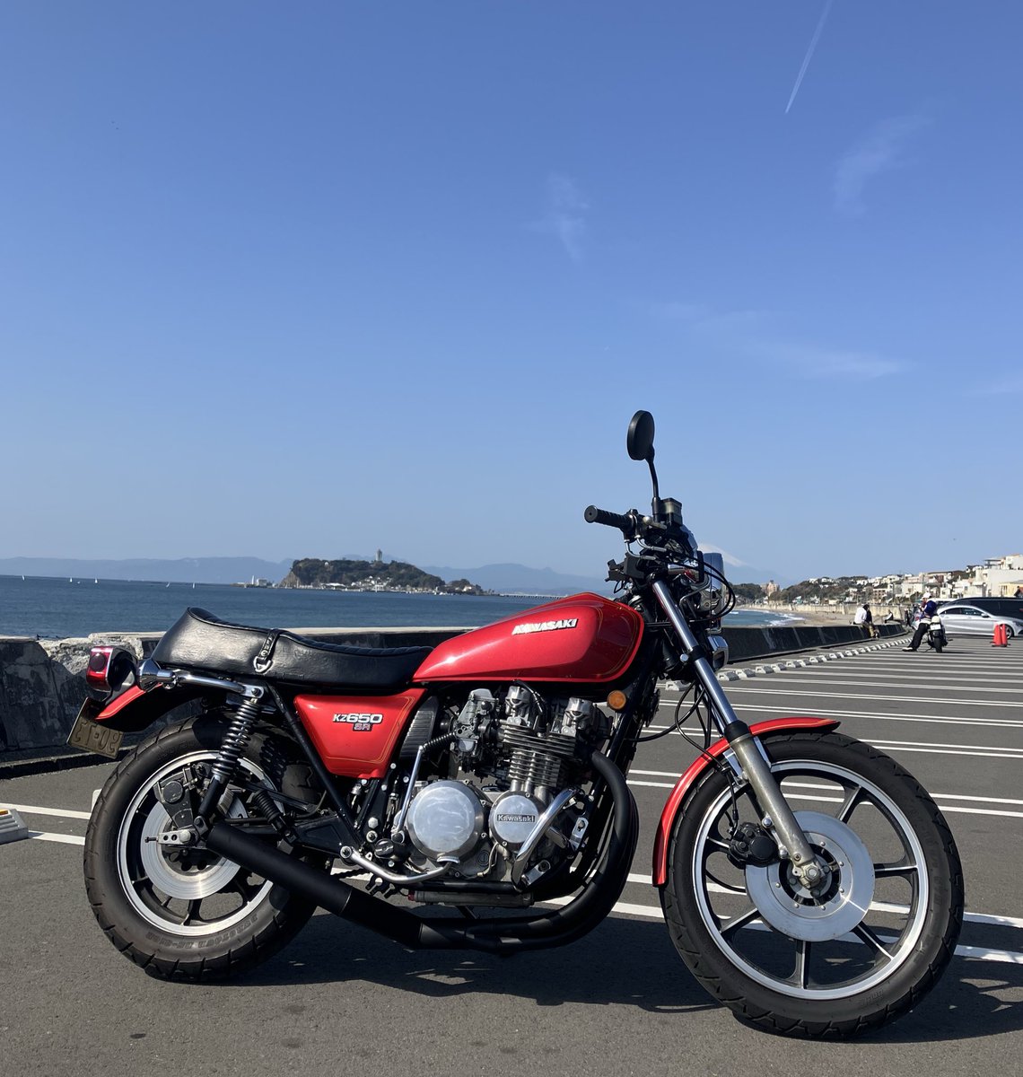 くまの助 KZ1000 tweet media