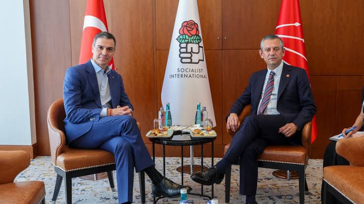 Muhalif Kalem tweet media