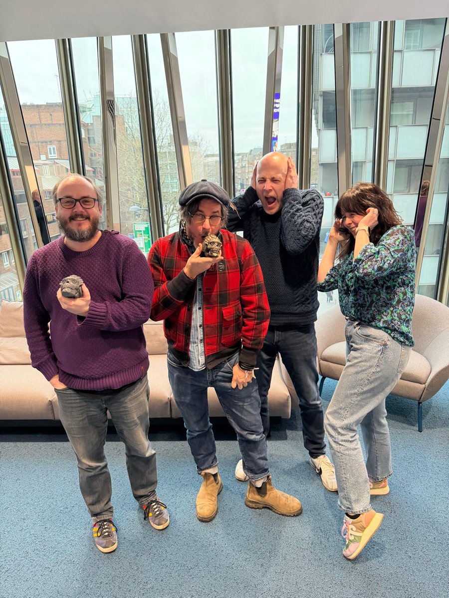 empiremagazine's tweet image. Braved the cinemas to see #Whistle yet? 

In our latest Spoiler Special, director Corin Hardy stopped by the Empire offices to chat with Chris Hewitt about his high school horror flick and all its gnarly kills.

Listen here: open.spotify.com/episode/1e27qW…