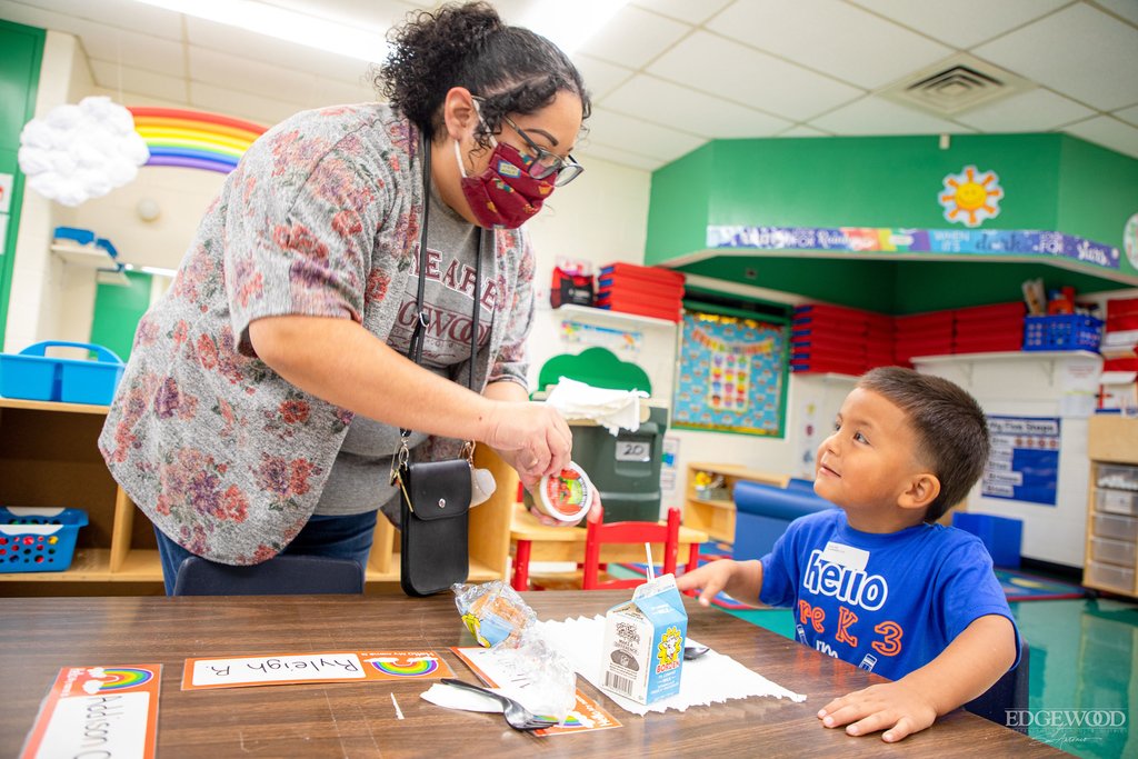 Safe spaces. Caring educators. Joyful classrooms. This is PreK done right at Jose Cardenas ECC. #IChooseEdgewood