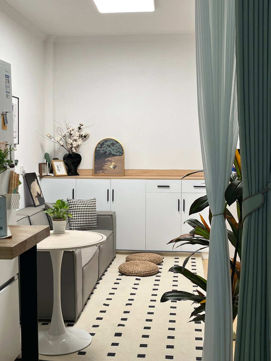 Jgcampos77Chuy's tweet image. "Old items don’t need to clutter—sort, donate, or upcycle!  Turn chaos into calm, and give pre-loved things new life. #DeclutterDay #SustainableLiving"