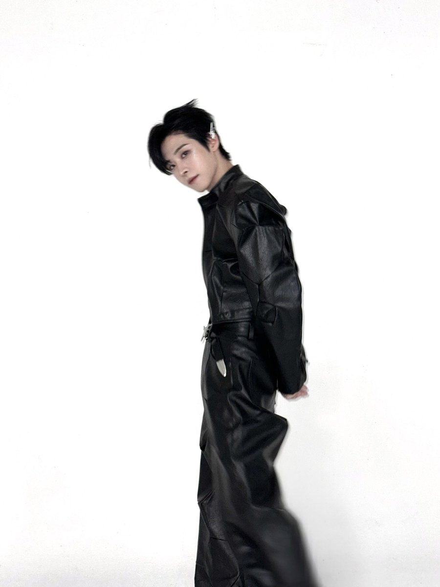 ONE PACT tweet media