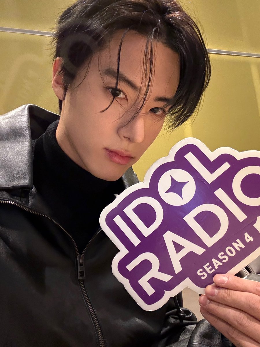 idolradiokorea's tweet photo. 아이돌 라디오4 #ep202 에잇턴 DJ 에릭와 함께하는 스트리밍 방송이 시작됐습니다

📲 아이돌 라디오 공식 Youtube 채널에서 라이브 스트리밍
https://t.co/qgD7mPf5ZV

@THEBOYZ_officl
@8TURN_official

#MBC #IDOLRADIO #아이돌라디오 #더보이즈 #에릭 #8TURN #에잇턴 https://t.co/oW56DoUL4h