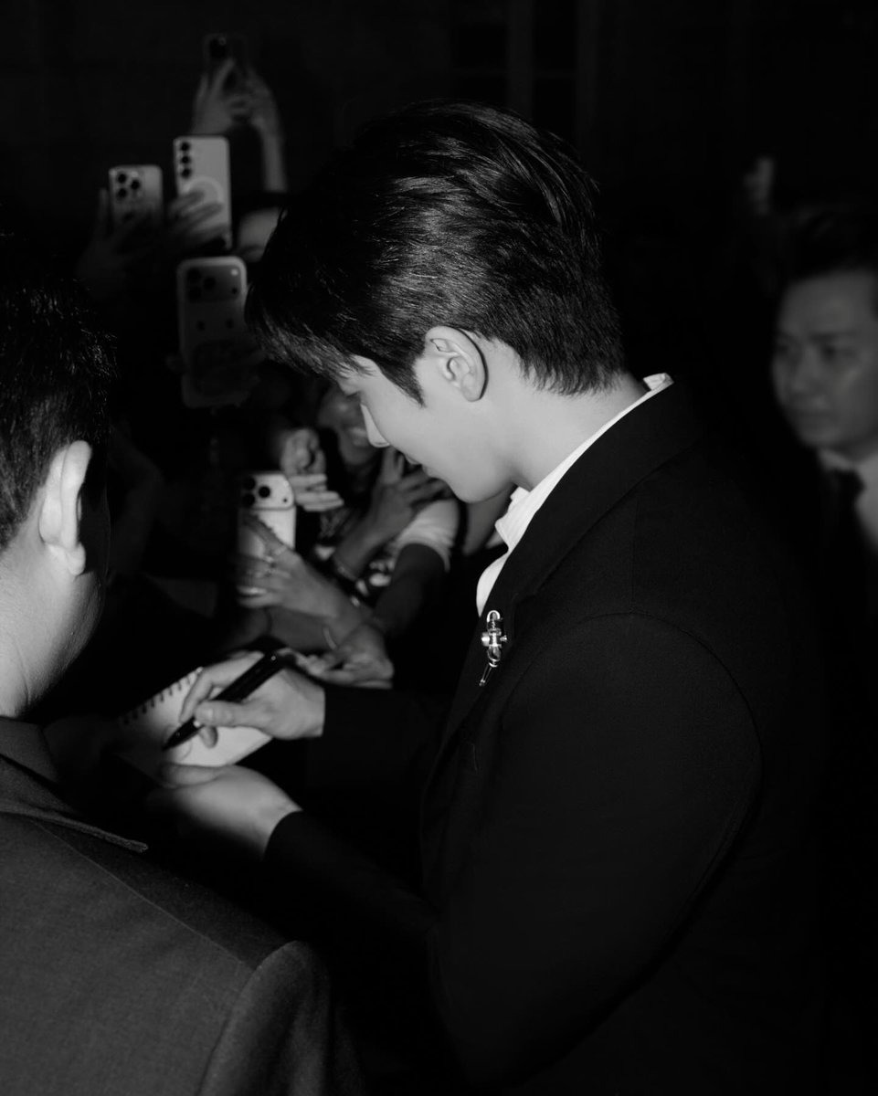 🍪 (@wngurdld) on Twitter photo 