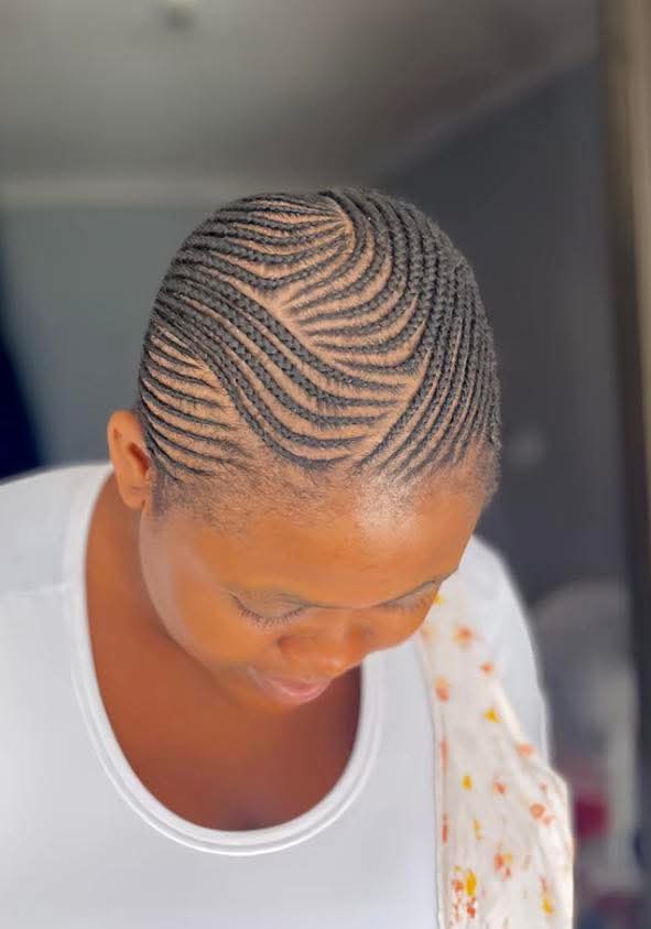BraidsConnect's tweet photo. Beautiful free hand cornrow braids ❤️❤️‍🔥 https://t.co/ugfjMiKmmP