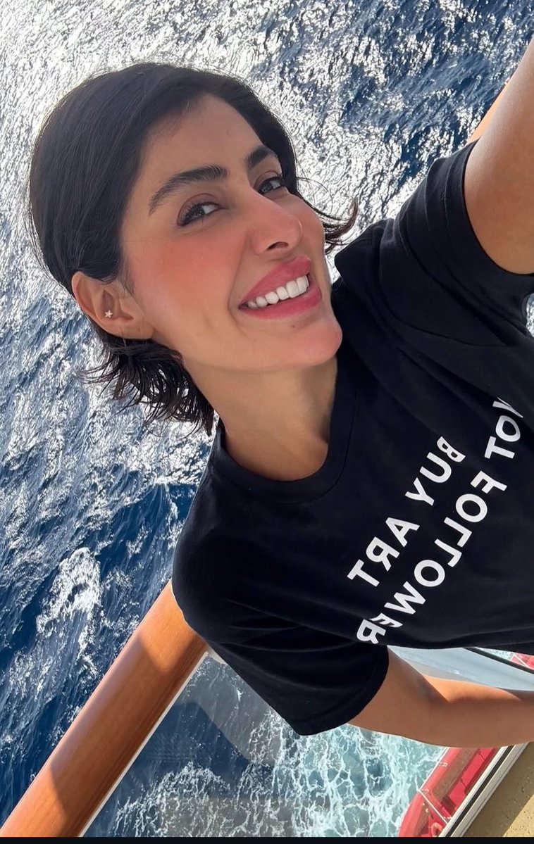 ملاحظين انكم مقصرين مع الاعظم وتاج راسكم يرخاصص؟؟🛐🛐💗

اخضعو ونابحو تحت رجولها لين تسعبللل وتفطر يمهان💦💦