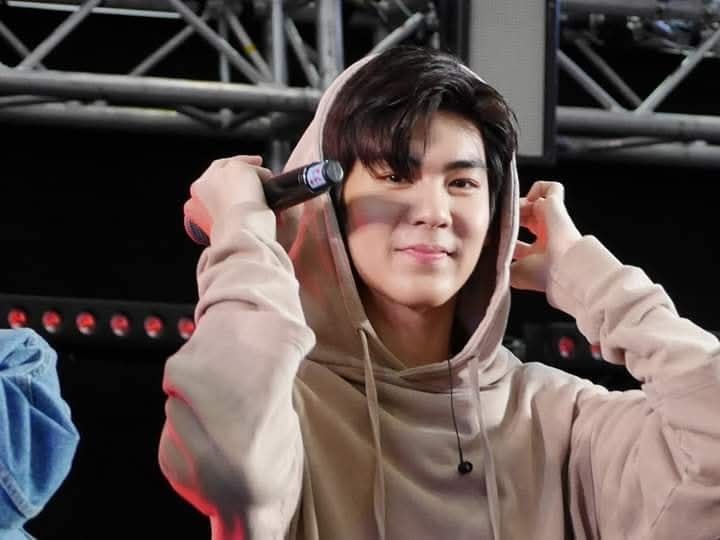 selfolssi ♤ tweet media