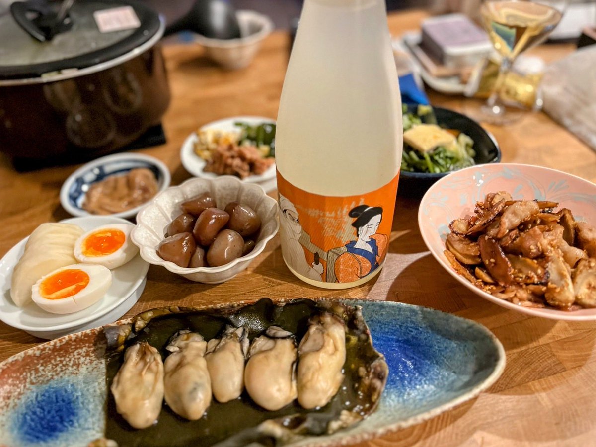 N_Jomu's tweet photo. 今宵はSake baseのPB銘柄『酒界先導師』と牡蠣の昆布締めを🍶 https://t.co/aQtKUblHuO