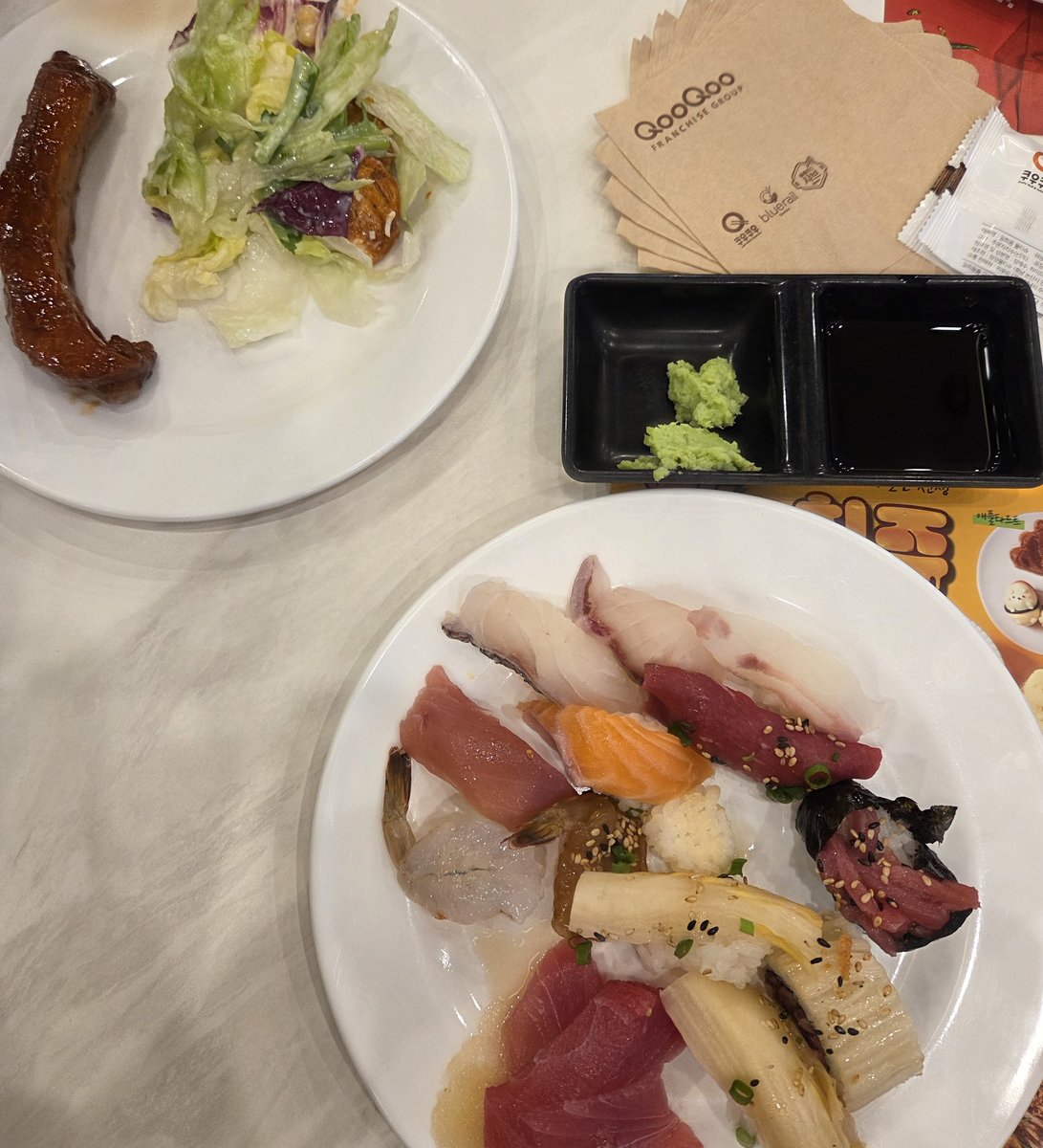 보여주기 tweet media