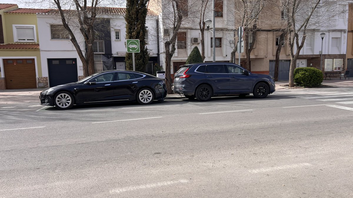 Carlos⚡️DG tweet media