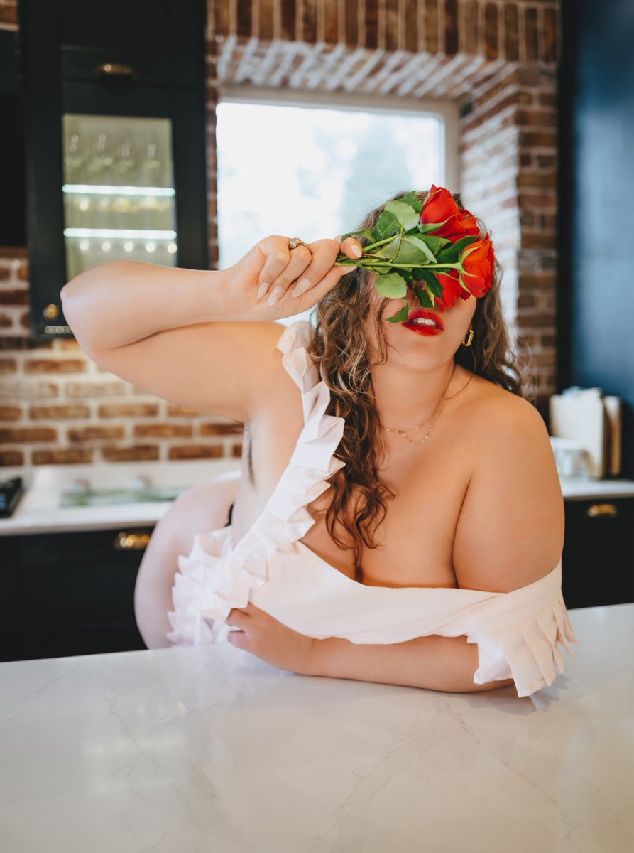 KLE Collective tweet media