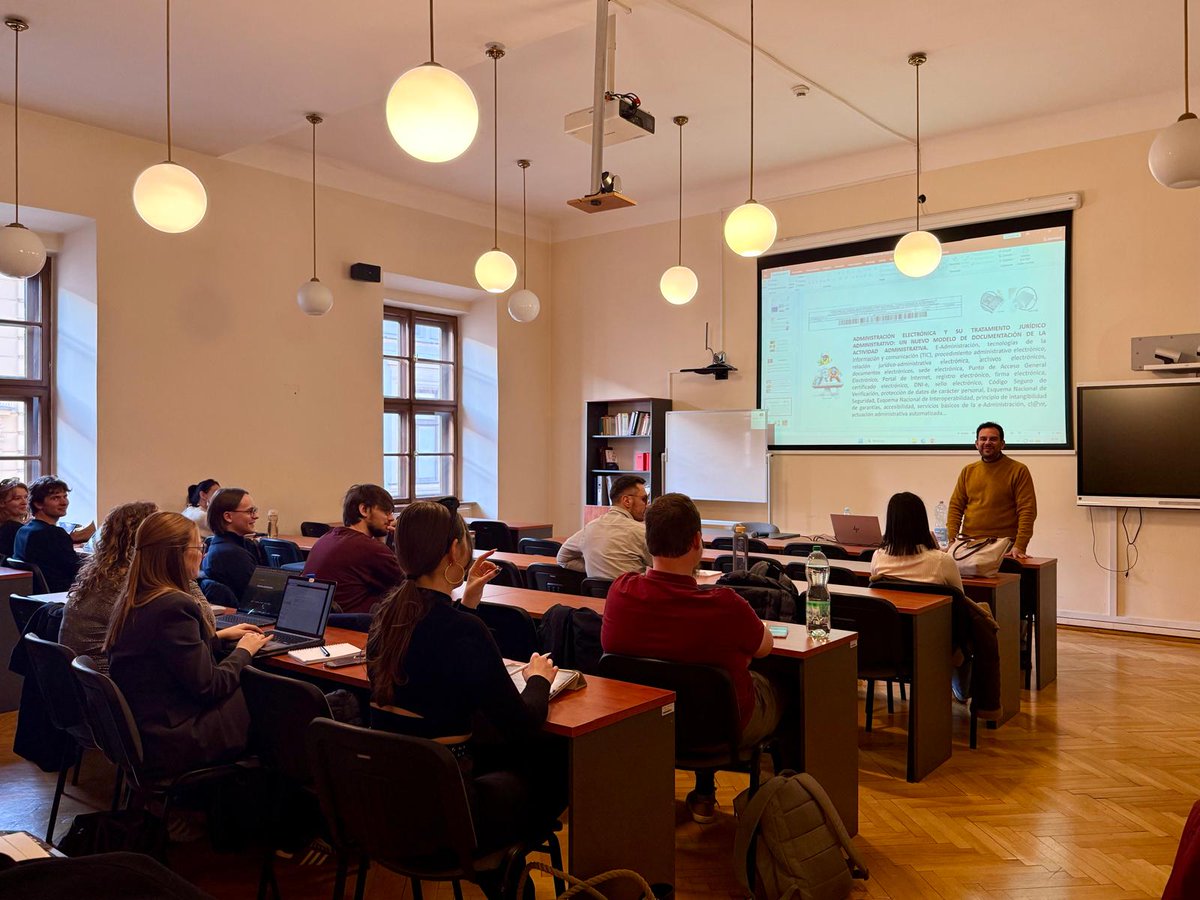 Vicerrectorado de Internacionalización UGR tweet media