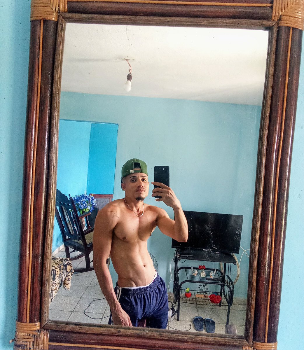 Gato cubano🥵🇨🇺 tweet media