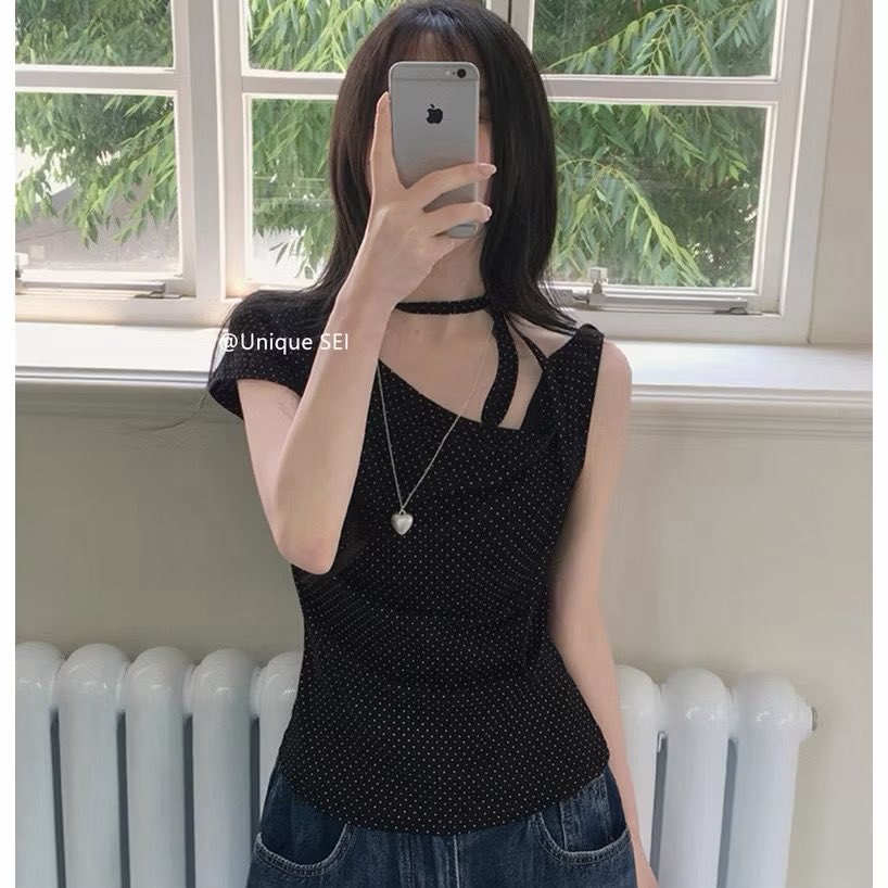 moohan_ww's tweet photo. ꒰ ส่งต่อ ꒱ 

⭐️เสื้อครอปแขนสั้นลายจุด
💌 สีดำ size m 

• 99.- (ไม่เคยใส่) 
🚚 30/50 ซื้อ 2 ตัว+ ส่งฟรี💭

#ส่งต่อเสื้อผ้า #เสื้อผ้ามือสอง #ส่งต่อเสื้อผ้ามือสอง #ส่งต่อ #เสื้อผ้ามือสองสภาพดี #โล๊ะตู้ #เสื้อมือสอง #เสื้อผ้า https://t.co/bXVmmnxI1X