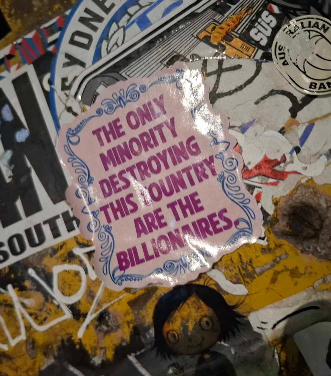 Radical Graffiti tweet media