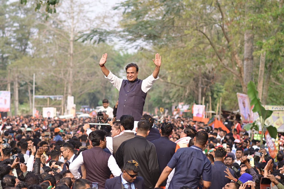 Not just a gathering, this is a shared heartbeat. Your trust and faith mean everything to me. The love is truly overwhelming 🙏

#JanaAshirwadYatra