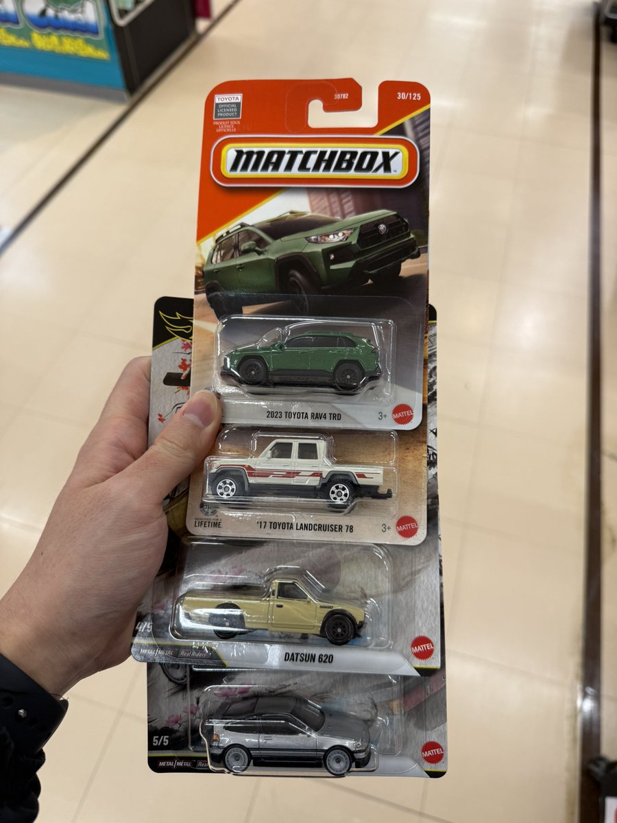 Ms4xel4's tweet photo. 月曜までRav4残してくれたコレクターさんに大感謝🫶 https://t.co/RPuYZggJyT
