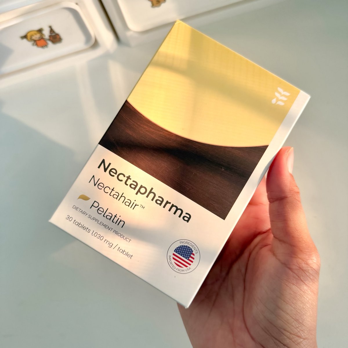 jajadiary's tweet photo. ลอง Nectahair ของ Nectapharma มาสักพักแล้วทานวันละ 2 เม็ดก่อนนอนทุกวันเห็นผลชัดมากเพราะช่วงก่อนผมร่วงหนักมาก ผมบางตรงกลางศีรษะค่อนข้างชัด เวลาถ่ายรูปเห็นหนังศีรษะเลย หลังทานต่อเนื่องสักพักรู้สึกว่าผมร่วงน้อยลง และผมดูแน่นขึ้นบริเวณที่เคยบาง มีลูกผมเล็ก ๆ ขึ้นตามแนวแสกแล้วลูกผมก็แซมขึ้นเรื่อย ๆ เวลาจัดทรงหรือแสกผมไม่แหว่งเหมือนแต่ก่อนแล้ว มั่นใจขึ้นมาก สำหรับเราถือว่าเห็นผลชัดมาก อยากให้ทุกคนไปลอง