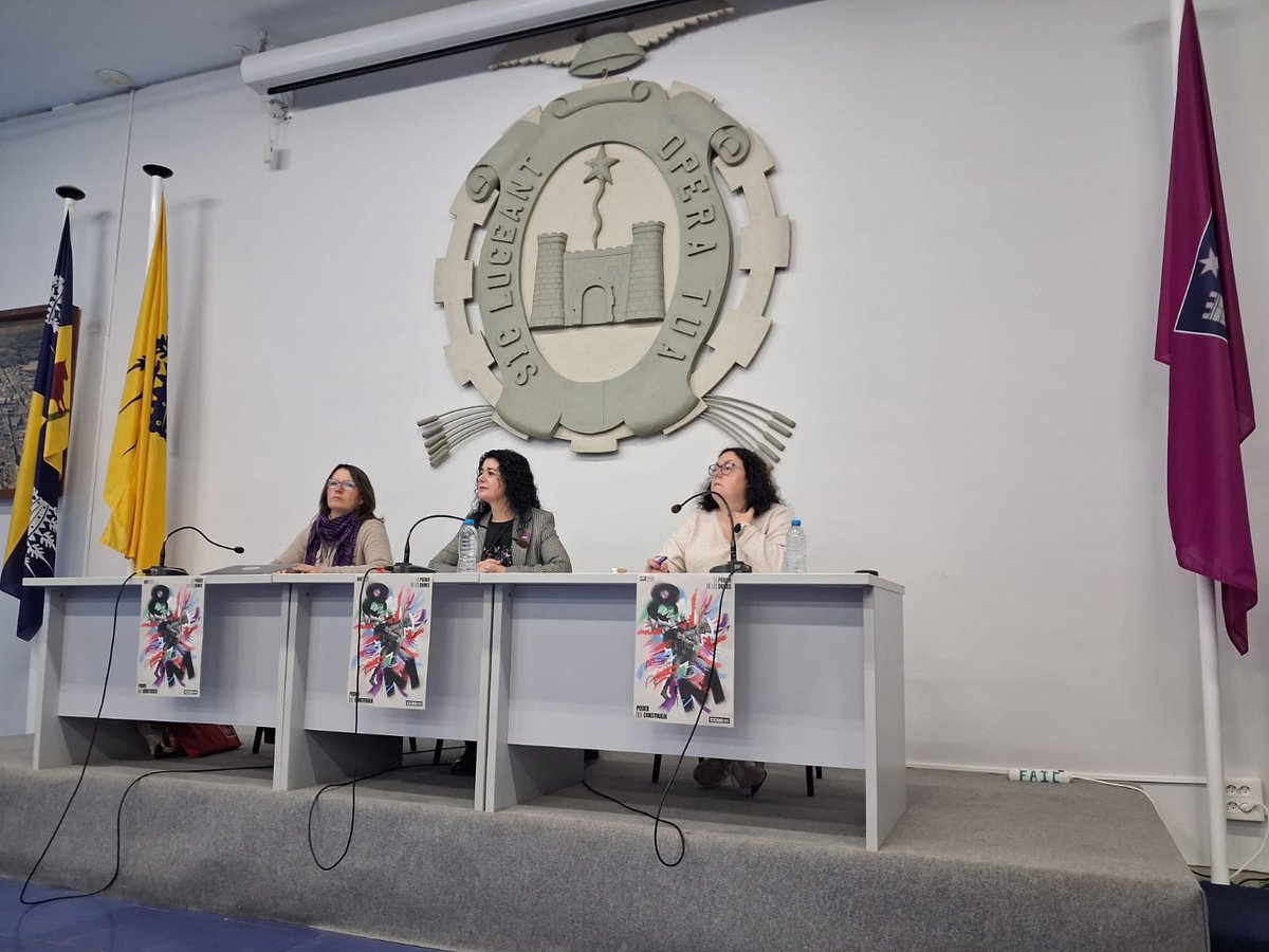 ccoopv's tweet photo. 🟣@CCOORiberaSafor denuncia la persistència de les bretxes de gènere i reclama apuntalar els assoliments aconseguits.
🎙A l'assemblea ‘El poder de les dones, #PoderQueConstrueix’, s'han concretat reivindicacions i propostes per a una igualtat real.
🔗https://t.co/S2p2driw9H https://t.co/kOD1TfKgDA