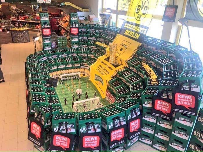 German supermarket displays their beers like this. Brilliant! 🇩🇪👏