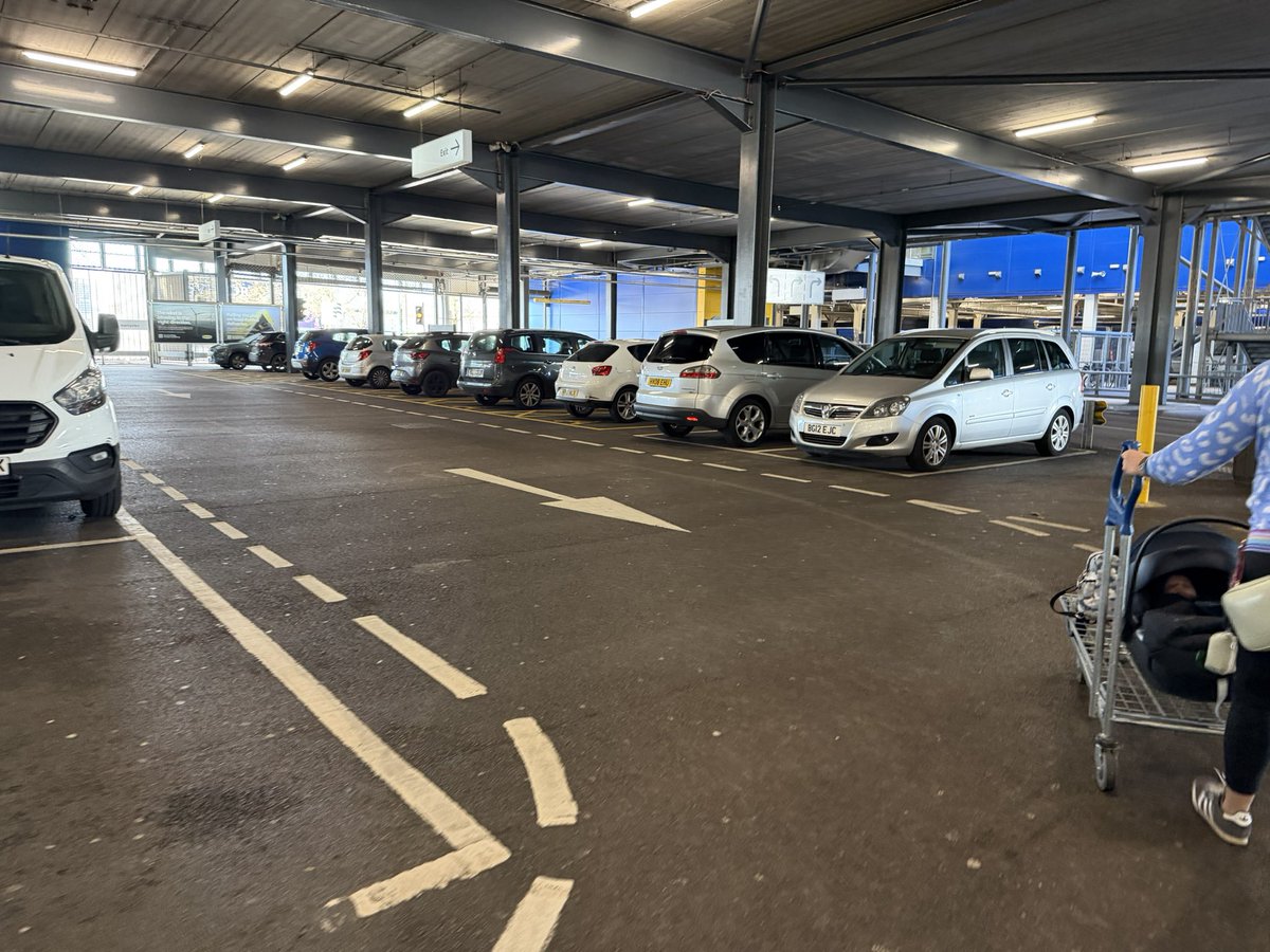 Steve Shaw tweet media