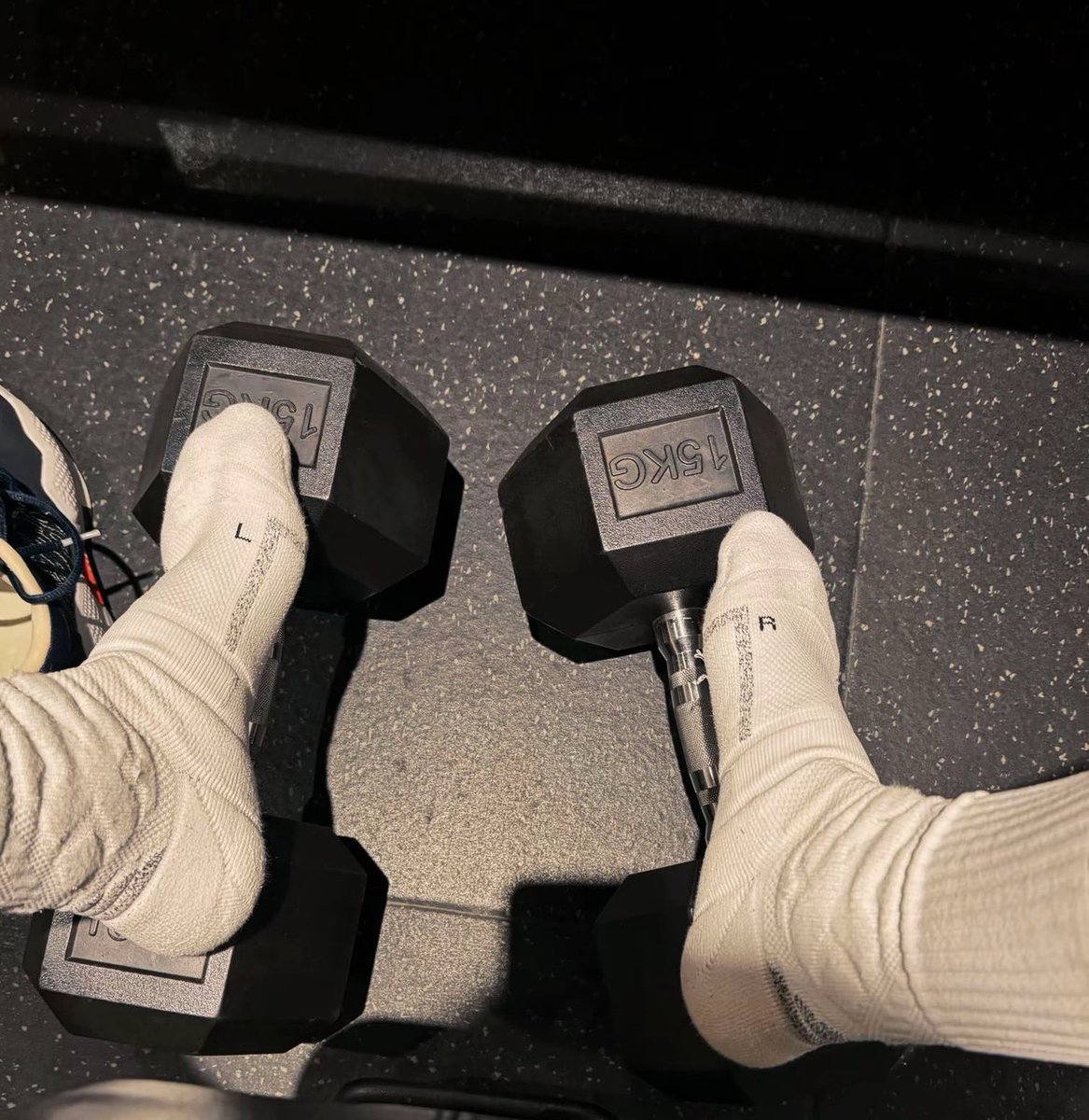 196篮球体育生（西安） tweet media