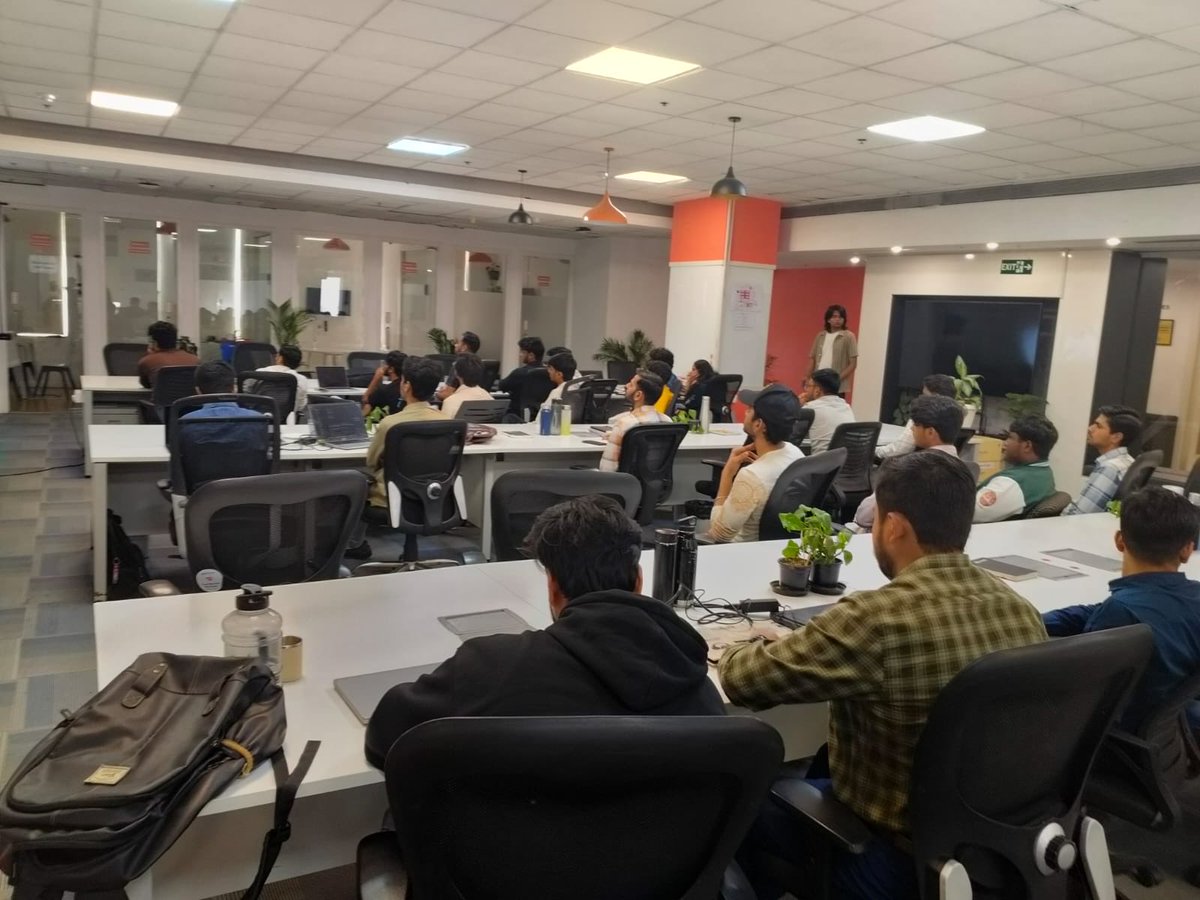 Chainlink India tweet media