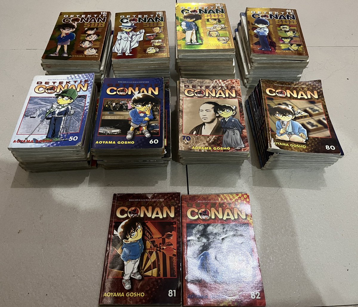 ristalk_'s tweet photo. Wts jual murah komik karna mau pindah ngekos

Comic conan ep 1-82 lengkap

Take all only, 200ribu aja 

Domisili kab bandung, soreang https://t.co/I9pFXg23EC