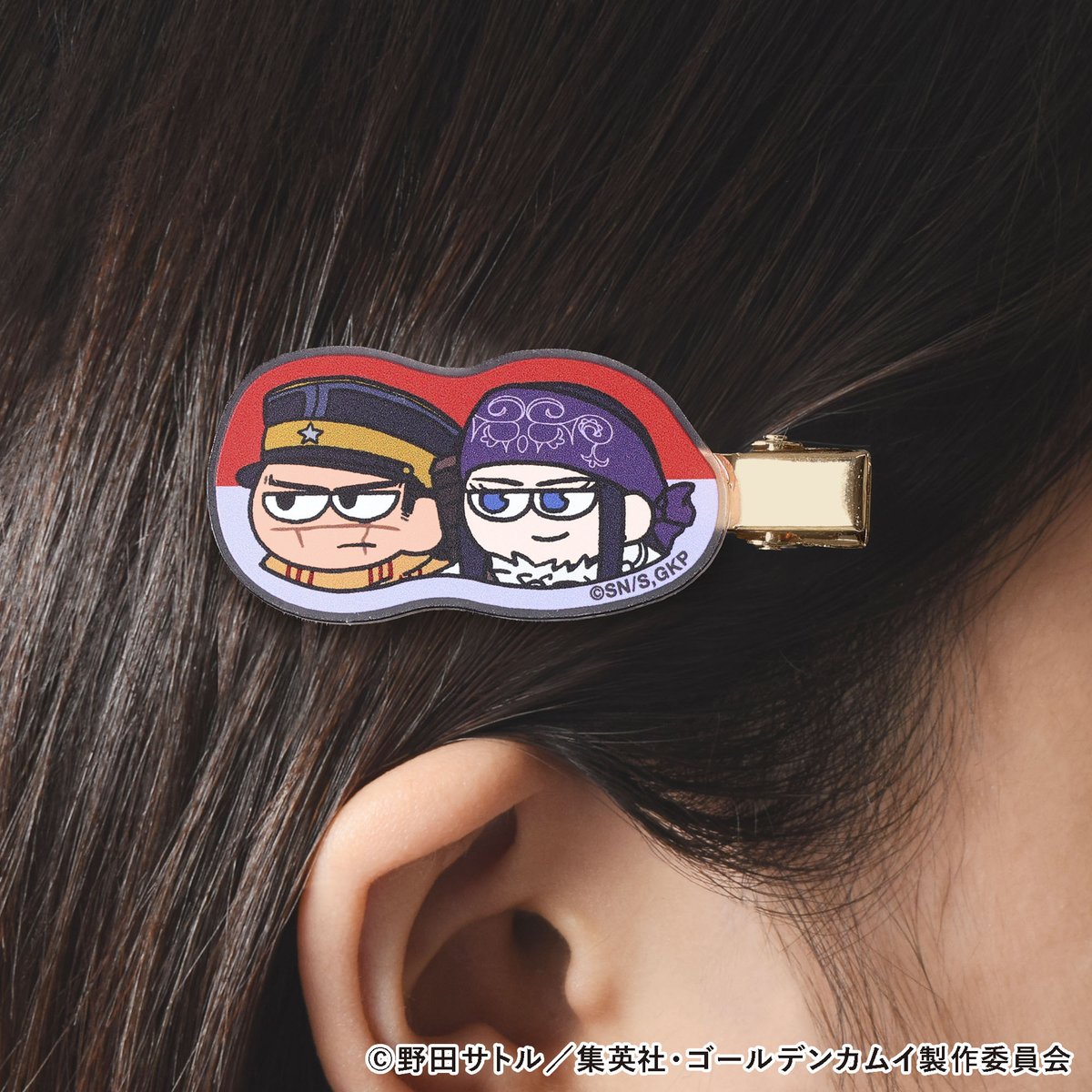 POP UP STORE #ゴールデンカムイPLAZA

【アイテム紹介】

ヘアクリップ (全3種)
各660円税込

ジロリとした表情が特徴的なデフォルメイラスト「ジロリ」シリーズを使用したヘアクリップ。

梅田ロフト会場にて2/14(土)より先行発売中です！

▽会場スケジュール
梅田ロフト：2/14(土)～3/12(木)