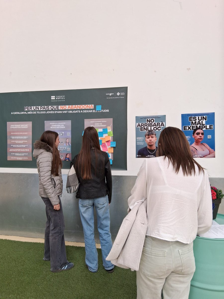 equitatorg's tweet photo. A la 12a edició de les jornades d’orientació acadèmica #CàpsulaOsona (@ConsellOsona) hem preguntat als joves què necessiten per continuar estudiant.
📌 Classes més petites
📌 Més orientació
📌 Més acompanyament
📌 Més oportunitats
#ZeroAbandonament🧡
https://t.co/D6VyI9jSl1 https://t.co/bvzcWnyWsJ