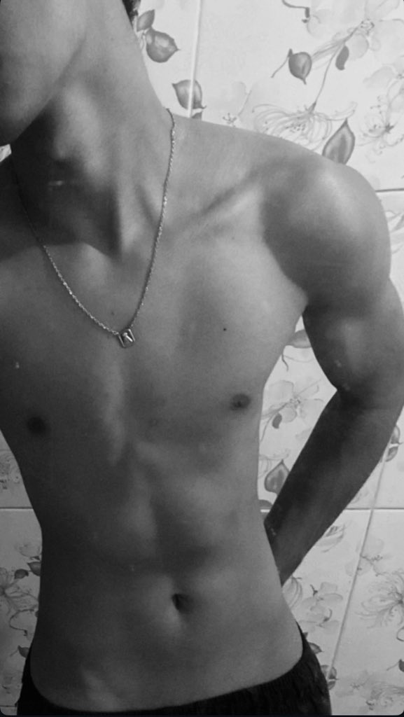 xzLucena's tweet photo. DM aberta 

#PINTOAWARDS 
#PINTOAWARDㅤㅤㅤ 
#PEITOSAWARDS 
#TROCONUDSWARD 
#TROCONUDSㅤ 
#PINTOAWARDㅤㅤㅤ https://t.co/5rR3CEdWjE
