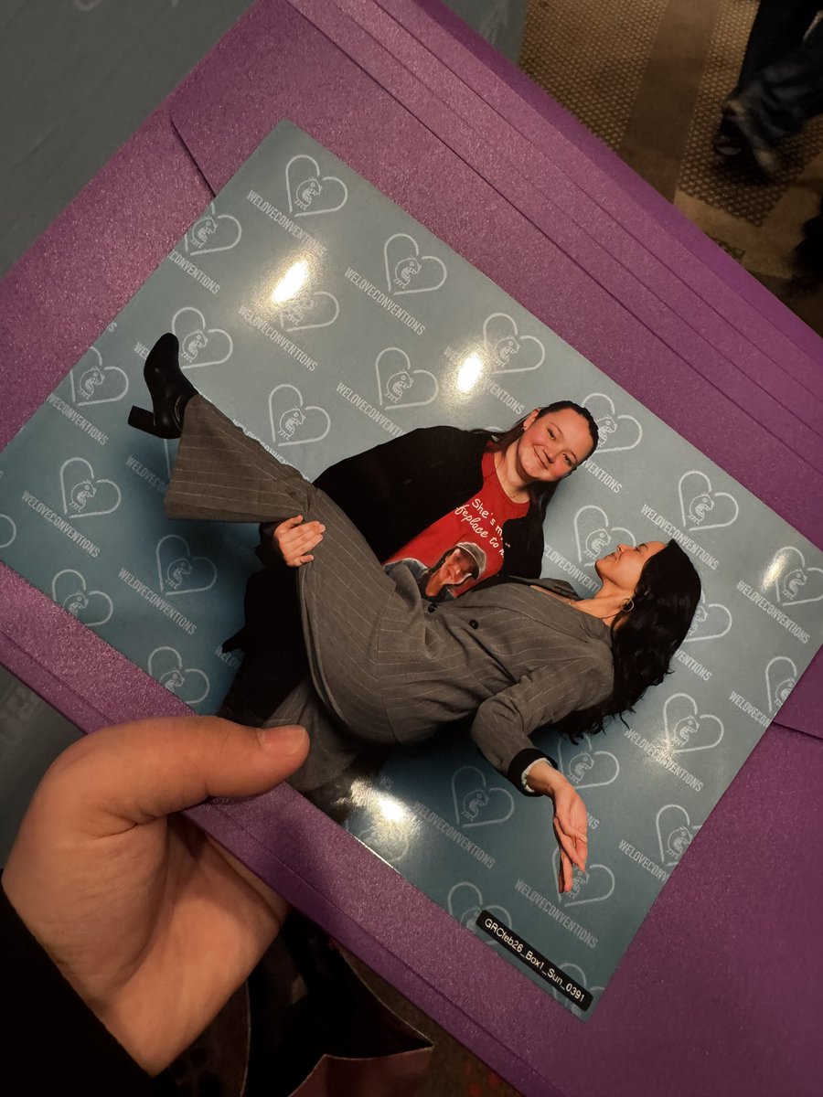 oneilswifey's tweet photo. See you next year🤍
Thank you for coming🤍
@Mel13Oneil 🤍
#germanrookiecon #melissaoneil https://t.co/HEini0wUKp
