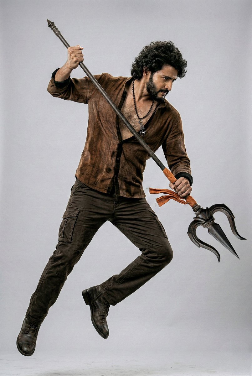 sudarshan35mm's tweet photo. #varanasimovie 🔱

#MaheshBabu #Sudarshan35mm #SSRajamouli https://t.co/bg08bWFWZe