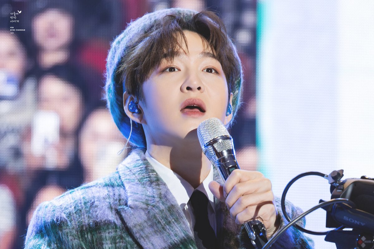 가을에 만난 너에게 tweet media