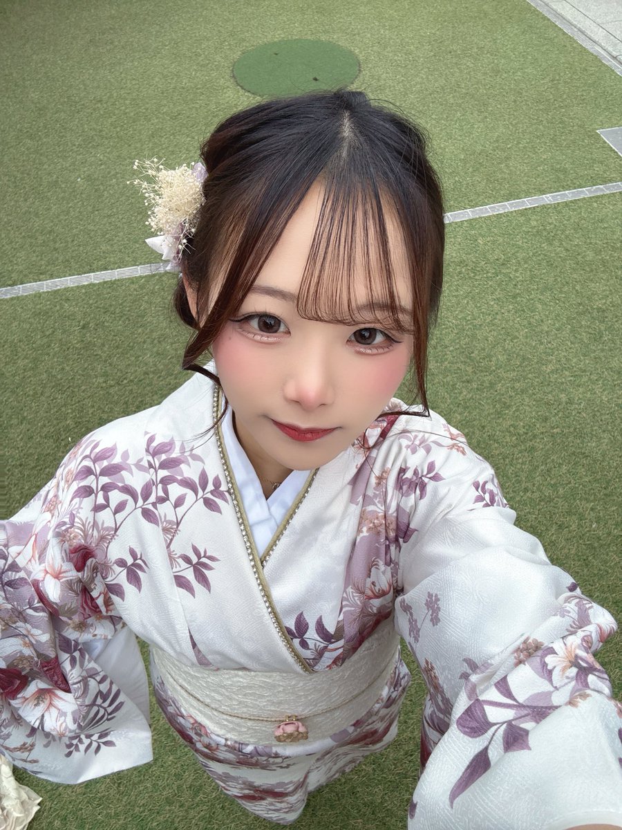 ojaru_hachi's tweet photo. ♡お知らせ♡

はちわれ3月で22歳🐈になります❕

それと3月末でおじゃ卒業します🌸

2年間みなさまのおかげで楽しく働かせていただけました！！本当にありがとうございました❕

3月28日バースデーと卒業イベントやる予定です🫶ラスト1か月も精一杯がんばります❤️‍🔥 https://t.co/zptqwxEjkJ