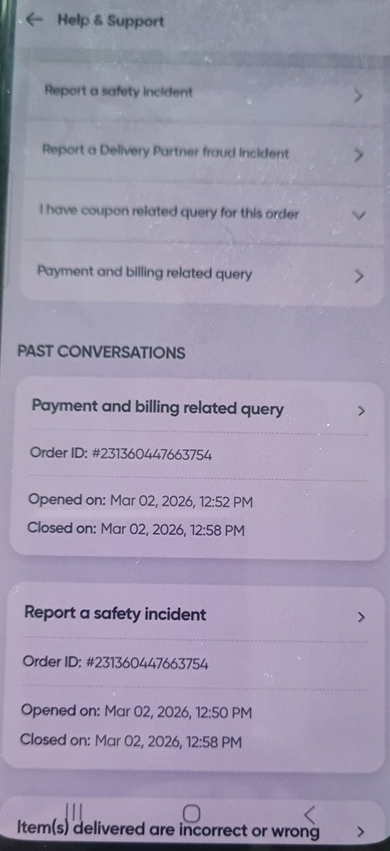 bharatbafna's tweet photo. @Swiggy @fssaiindia @FDA_Maharashtra Delivered rotten/unsafe food without restaurant details on bill No customer support, serious violation of Consumer Protection Act 2019 &amp; BNS provisions Playing with public health is criminal negligence
  Immediate investigation &amp; strict action https://t.co/kzkvU9reYm