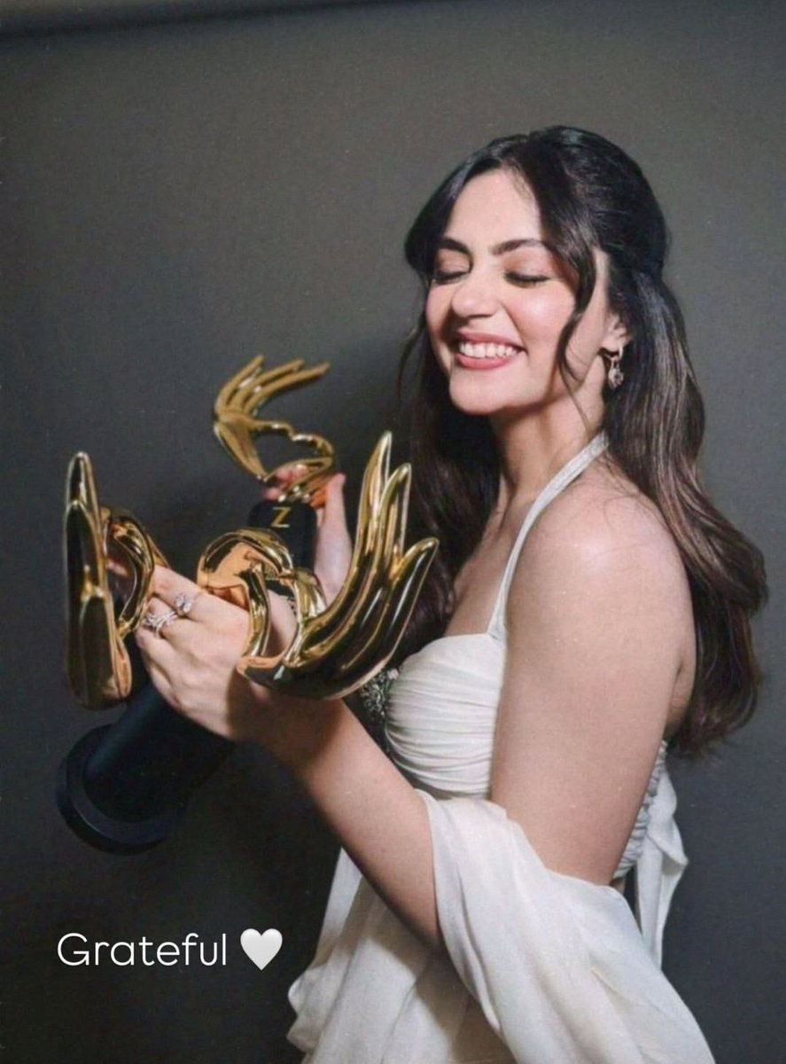 krishvaanicore's tweet photo. you deserve it so much my love https://t.co/Ha5gx3maNT