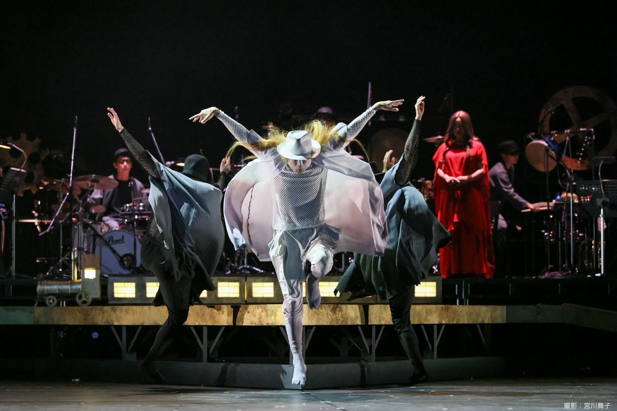 kaiji_staff's tweet image. ✨📣NEWS📣✨

このたび森山開次が、
昨年11月上演の舞台『TRAIN TRAIN TRAIN』の功績により、令和7年第76回芸術選奨〈舞踊部門〉文部科学大臣賞を受賞しました。
関係各位に心より感謝申し上げます。

@geigeki_info #train3 

©️Maiko Miyagawa