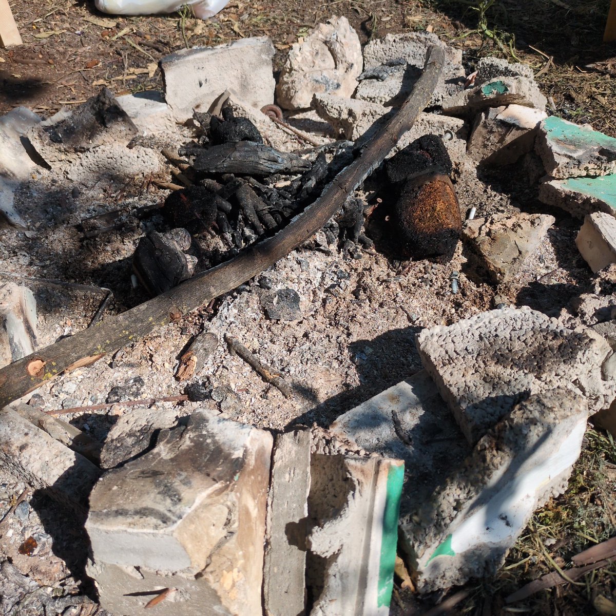 לכל ראשון, יש מוצאי ראשון.