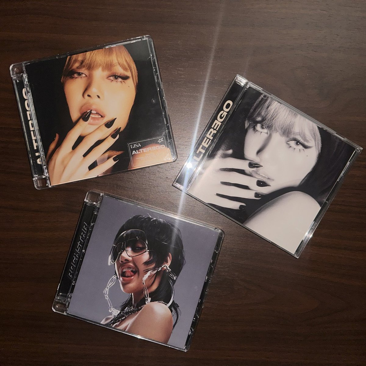 D ✮ R (Lily Sells) tweet media