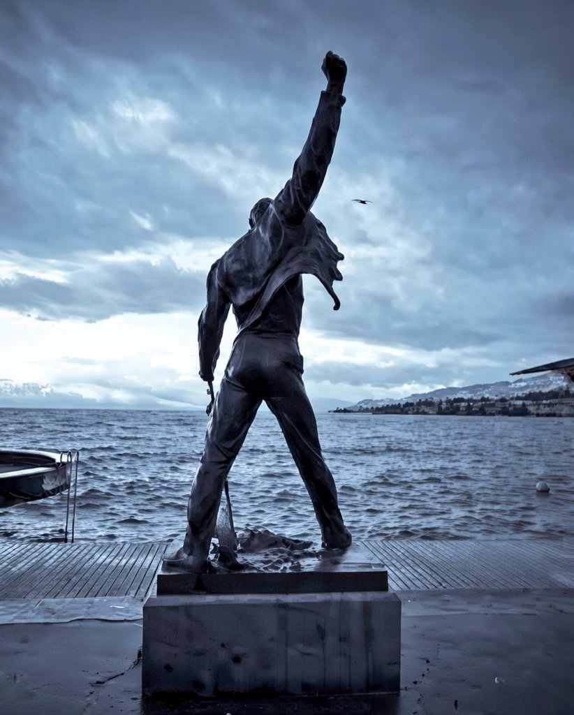 A Queen Of Magic tweet media