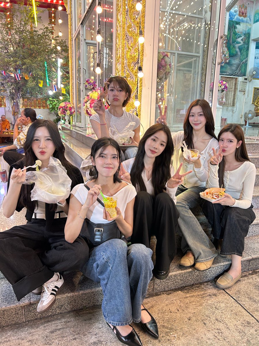 nilechanii's tweet photo. มายดรีมทีม:3 #Nilechanii https://t.co/nXgh2tXRPg