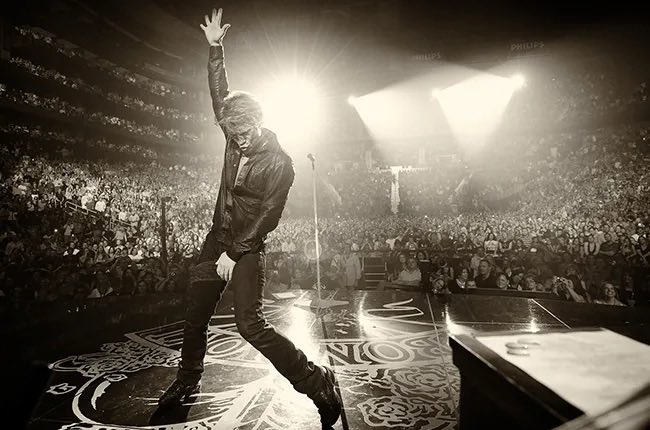 bonjoviexp's tweet photo. Today we salute the man who lit the fuse.🫡

Happy 64th Birthday 🎂, @jonbonjovi.

We’re proud to stand on those shoulders.

And we’ll honour it the right way - on stage all year.🫶🏼

See you out there.

(Tour ticket links 🎫 https://t.co/usswKkDvdI)

#HappyBirthdayJBJ #KeepTheFaith #BonJovi #JonBonJovi