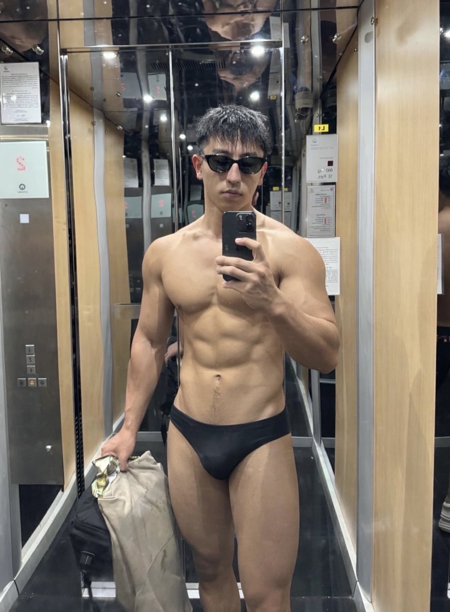 eric_kk97's tweet photo. blakegymboy https://t.co/7yFp88jeNF