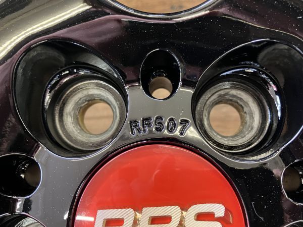 YOKOHAM70088698's tweet photo. 仕上げ済み!! 鍛造 BBS RF (RF507)!!

再塗装済！！綺麗な状態です！！

#BBS
#鍛造
#FORGED
#PCD100
#プリウス
#カローラ
#86
#BRZ
#インプレッサ
#17ｲﾝﾁ
#ホイールのみ
#横浜ガレージ館 
#綾瀬S.I.C.店

当店直販サイト：https://t.co/C8B42bfHUk
Yahooオークション：https://t.co/1PSDCYXviF https://t.co/8wNxFkUjjK